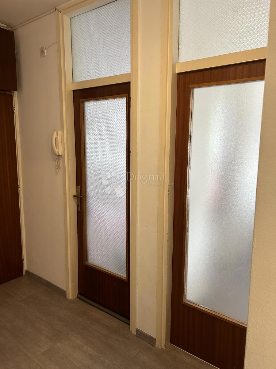 Apartment Zu verkaufen - SPLITSKO-DALMATINSKA SPLIT