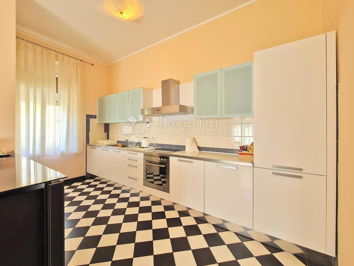 Appartement À vendre - PRIMORSKO-GORANSKA OPATIJA