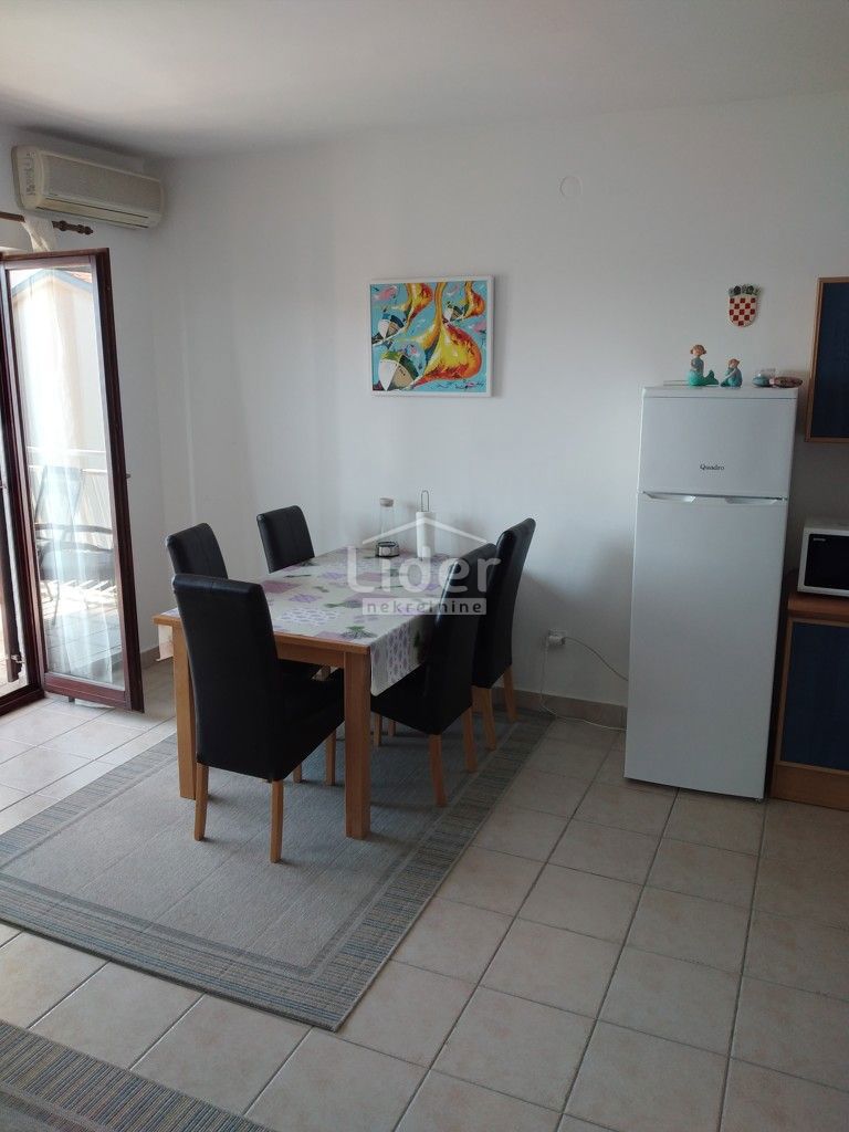 Apartma Na predaj - PRIMORSKO-GORANSKA CRIKVENICA