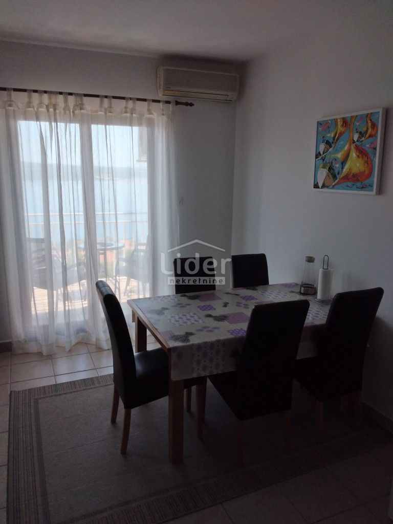 Apartma Na predaj - PRIMORSKO-GORANSKA CRIKVENICA