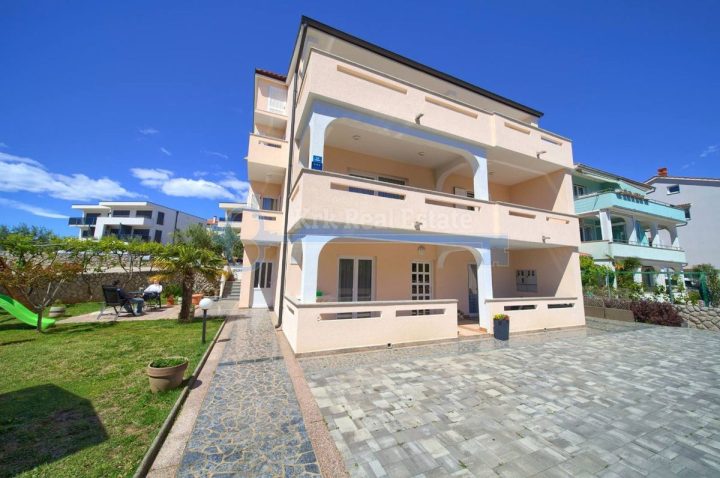 Apartment zu vermieten 75 m² – Krk