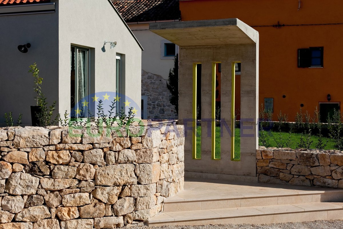 Kuća Na prodaju - ISTARSKA POREČ