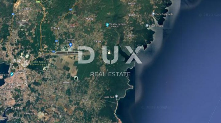 Terrain à vendre 15854 m² – Muntić