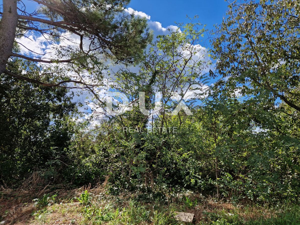 Zemljište Na prodaju - ISTARSKA SVETI LOVREČ