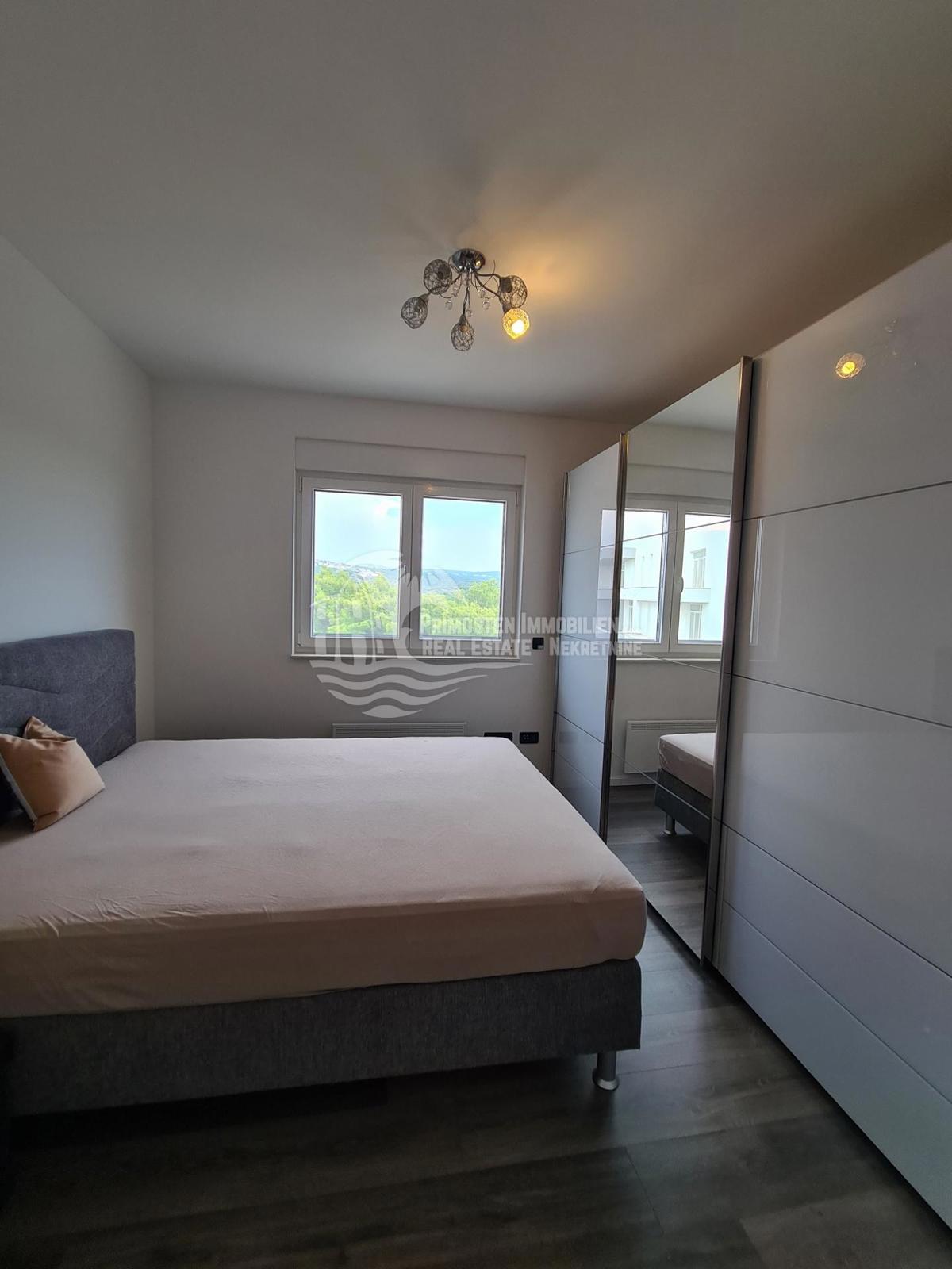 Appartement À vendre - ŠIBENSKO-KNINSKA PRIMOŠTEN