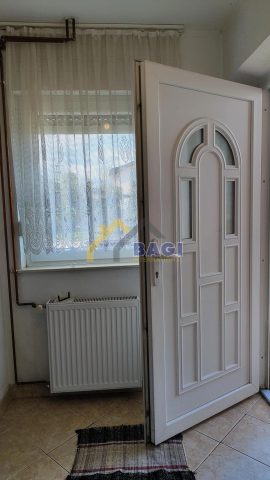 Kuća za najam 200 m² – Karlovac