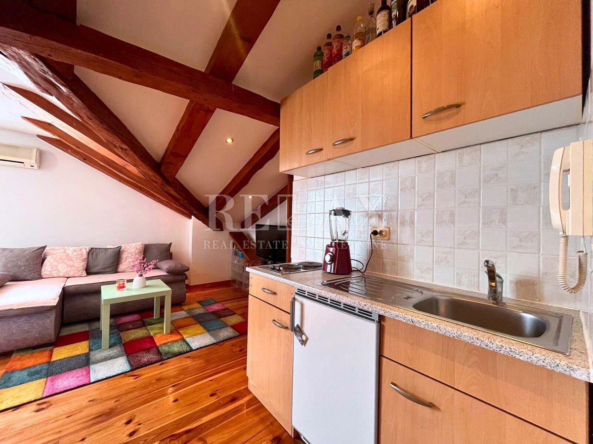 Apartma Na predaj - PRIMORSKO-GORANSKA CRIKVENICA