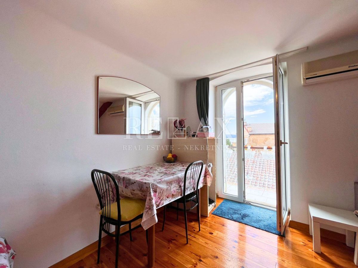 Apartma Na predaj - PRIMORSKO-GORANSKA CRIKVENICA