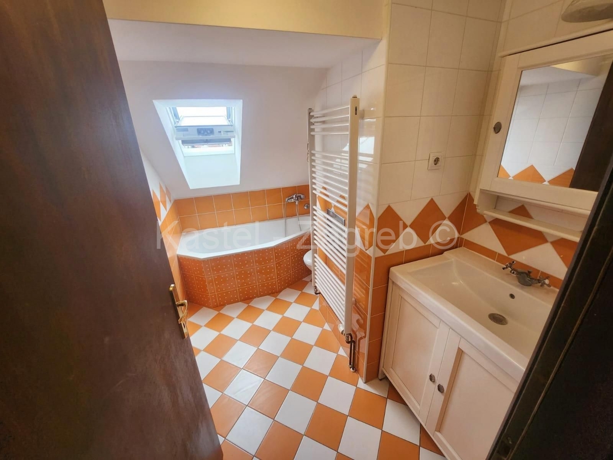 Appartement À vendre - KRAPINSKO-ZAGORSKA ZABOK