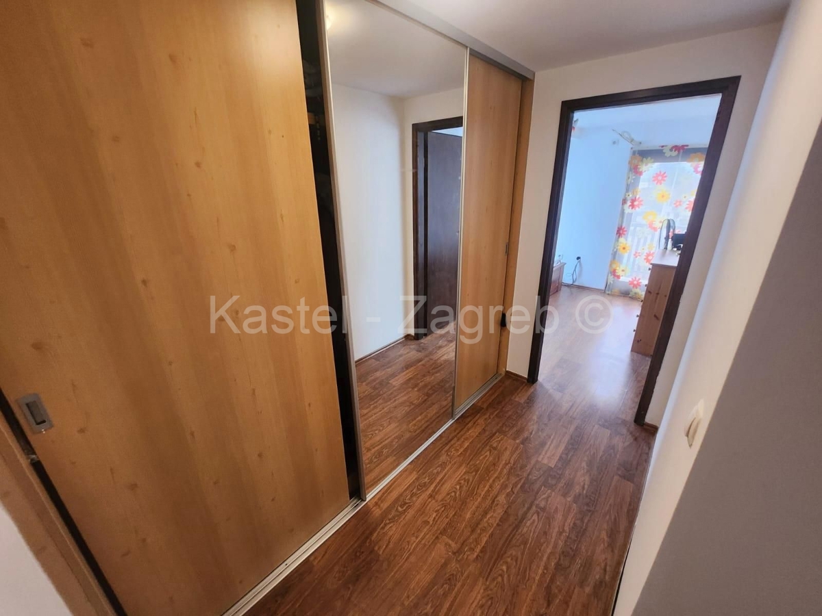 Appartement À vendre - KRAPINSKO-ZAGORSKA ZABOK