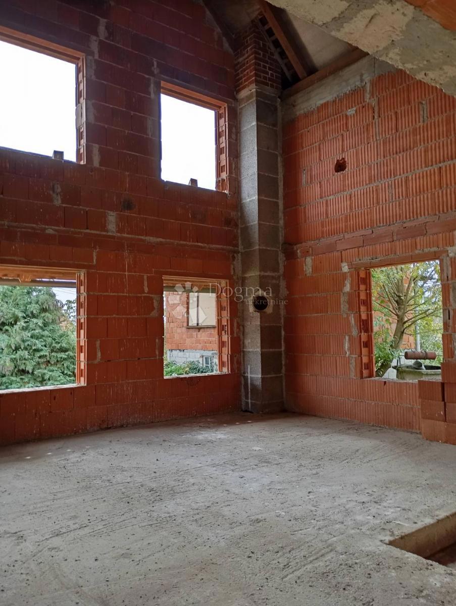 Haus Zu verkaufen - KOPRIVNIČKO-KRIŽEVAČKA KRIŽEVCI