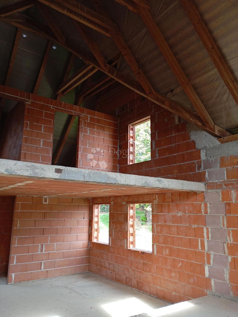 Haus Zu verkaufen - KOPRIVNIČKO-KRIŽEVAČKA KRIŽEVCI
