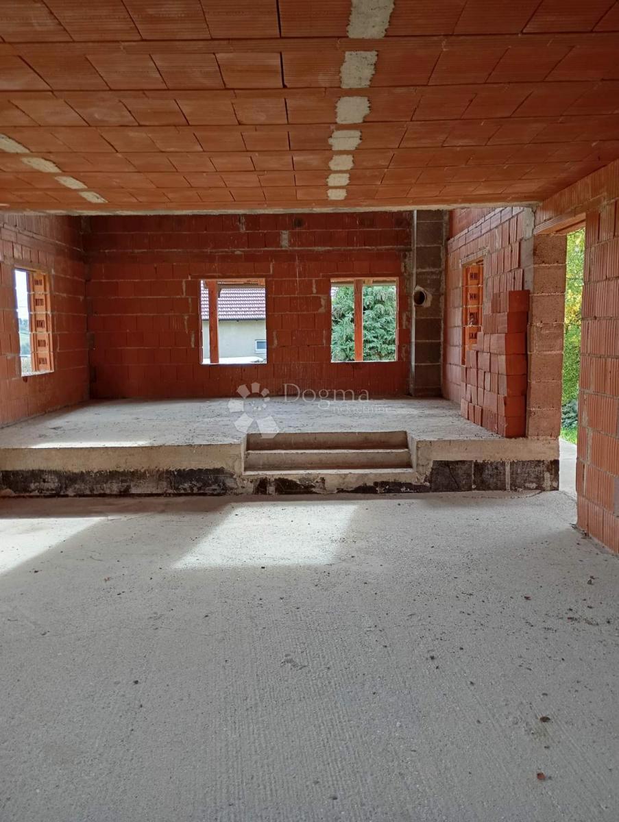 Haus Zu verkaufen - KOPRIVNIČKO-KRIŽEVAČKA KRIŽEVCI