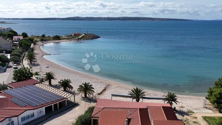 Apartmán na prodej 83 m² – Povljana