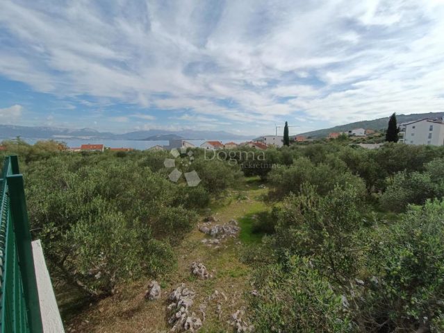 Land for sale 1119 m² – Slatine