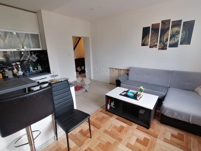 Apartment Zu verkaufen - PRIMORSKO-GORANSKA KRALJEVICA