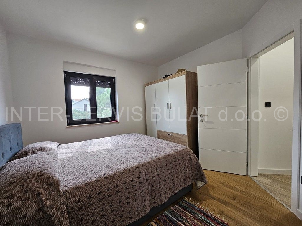 Appartement À louer - ŠIBENSKO-KNINSKA ŠIBENIK