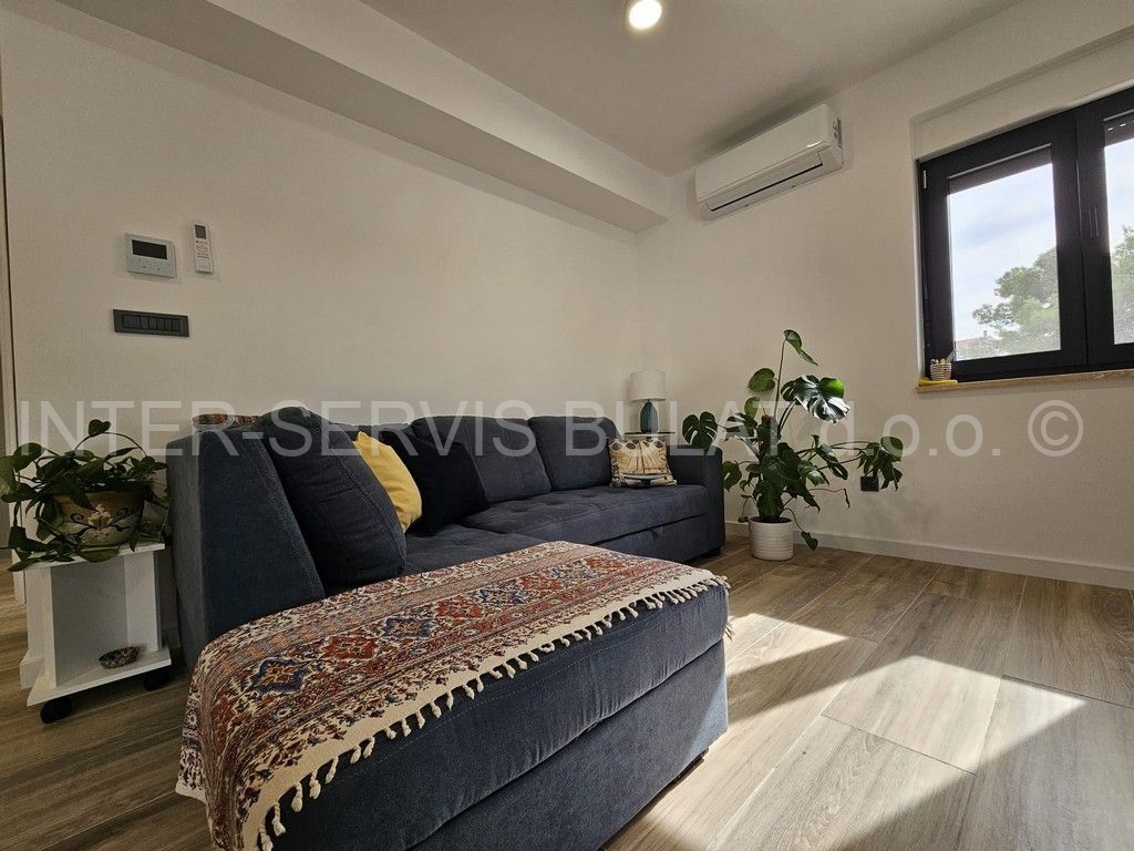 Appartement À louer - ŠIBENSKO-KNINSKA ŠIBENIK