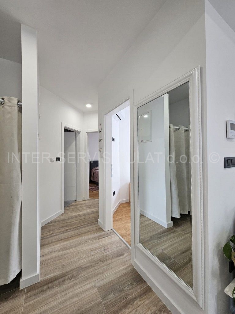 Appartement À louer - ŠIBENSKO-KNINSKA ŠIBENIK