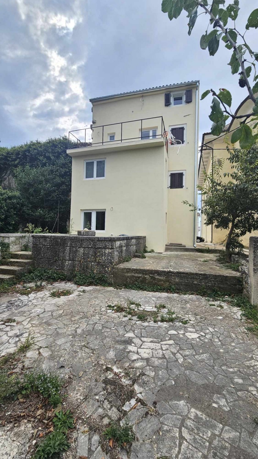 House For sale - ISTARSKA VIŠNJAN