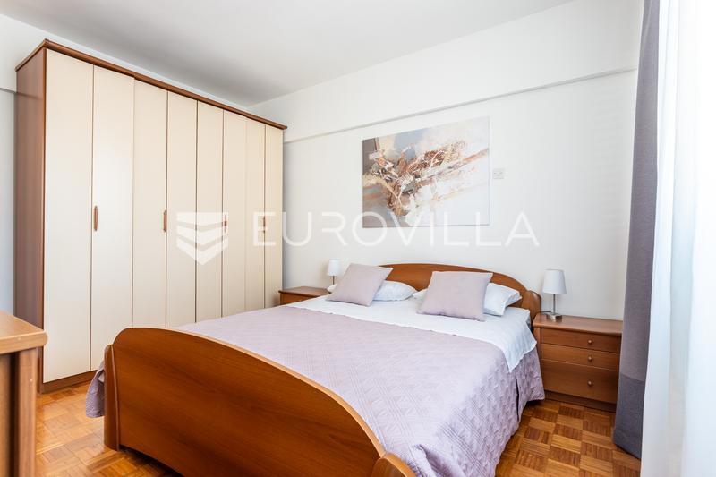 Flat For rent - SPLITSKO-DALMATINSKA SPLIT