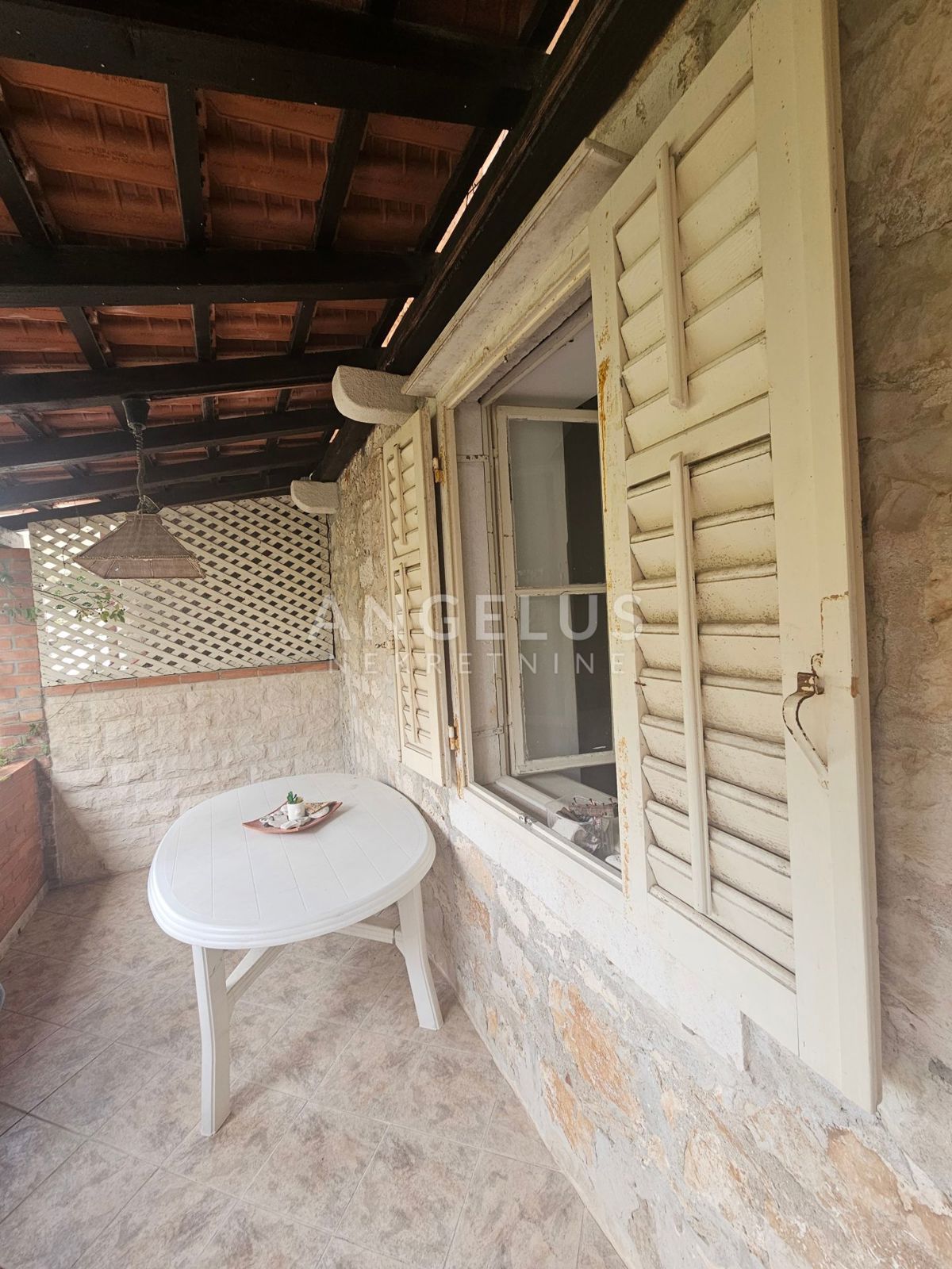 House For sale - SPLITSKO-DALMATINSKA BRAČ