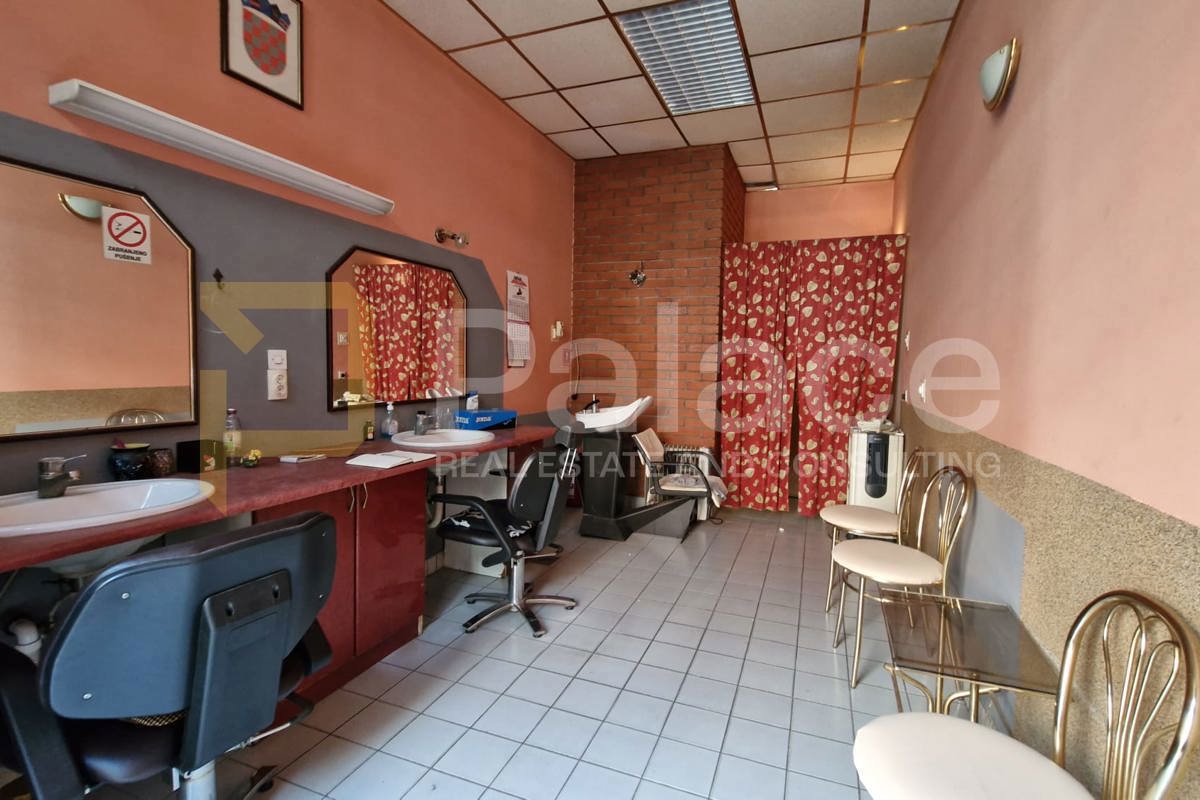 Business premises For rent - OSJEČKO-BARANJSKA OSIJEK