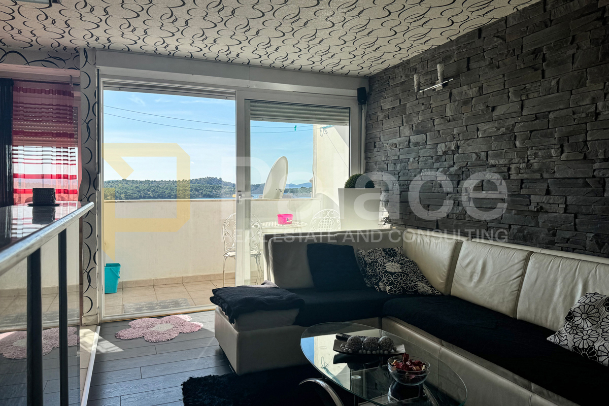 Appartement À vendre - ŠIBENSKO-KNINSKA ŠIBENIK