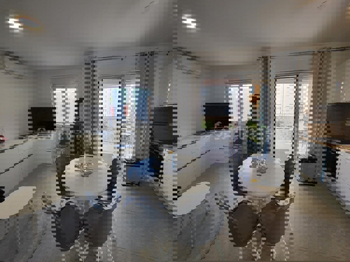 Flat For sale - ZADARSKA NIN