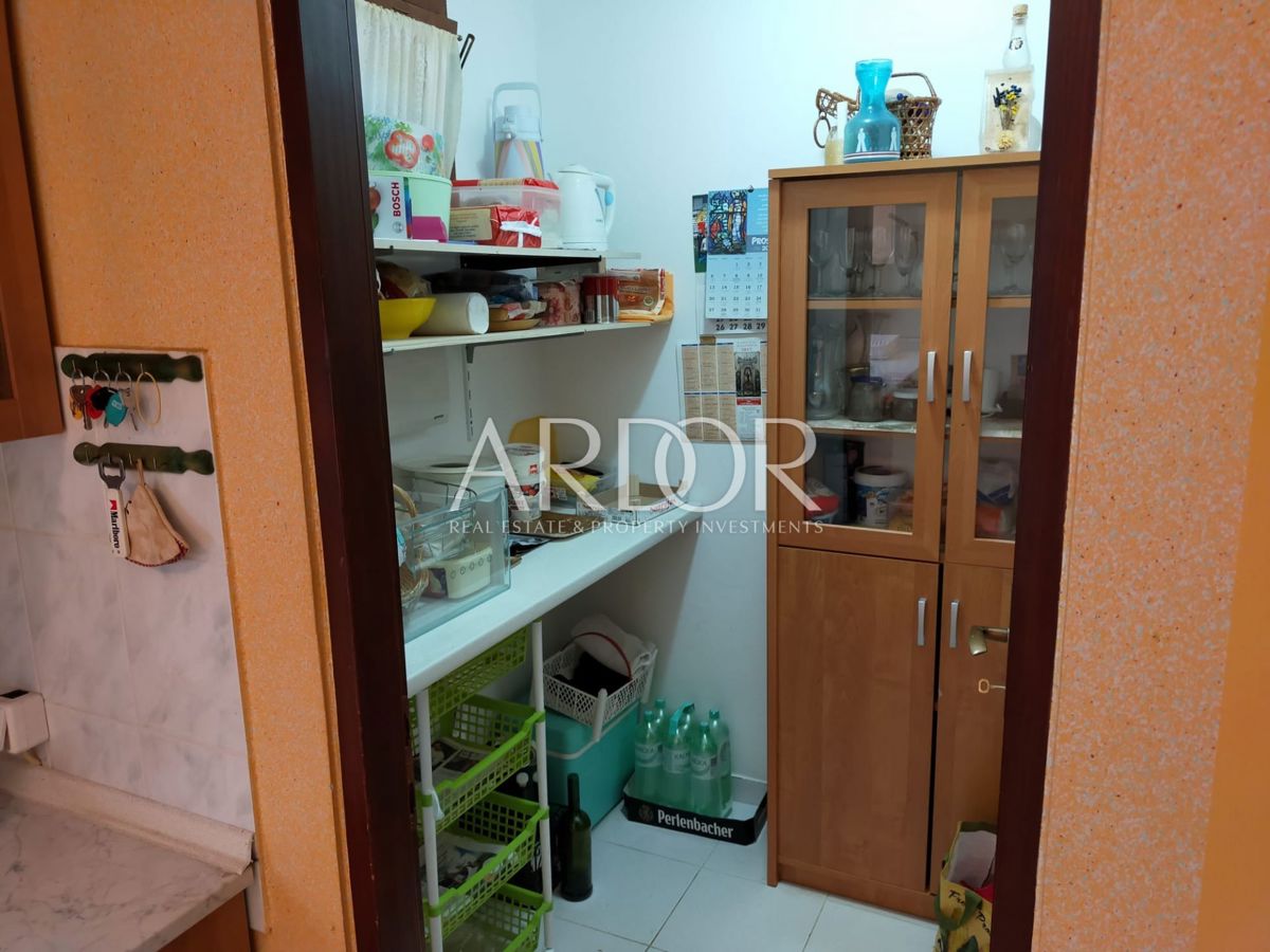 Apartmán Na predaj - PRIMORSKO-GORANSKA KRK