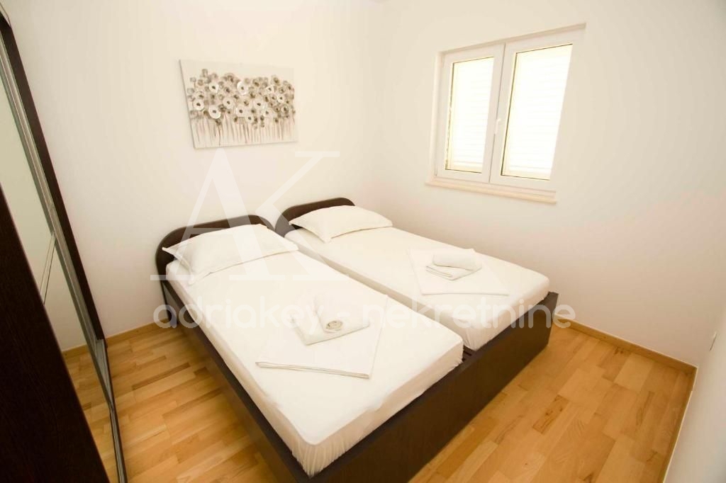 Flat For rent - SPLITSKO-DALMATINSKA MAKARSKA