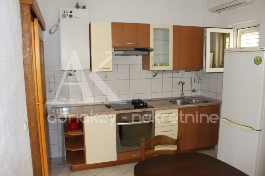 Flat For rent - SPLITSKO-DALMATINSKA MAKARSKA