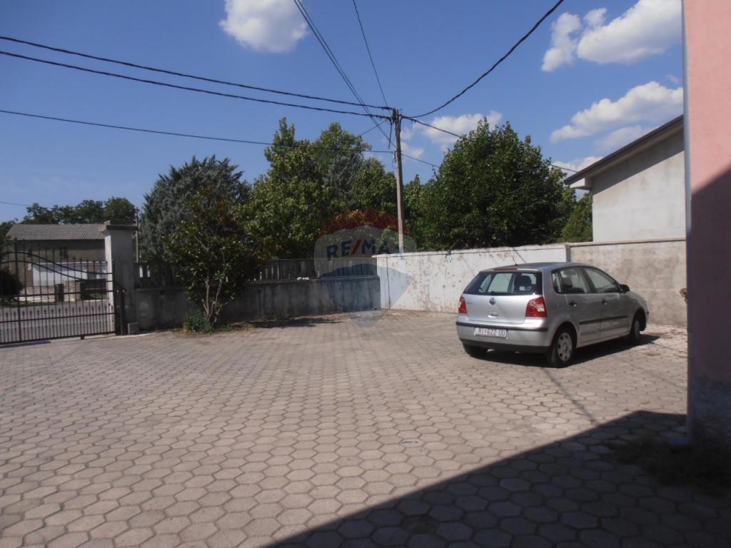 Business premises For rent - PRIMORSKO-GORANSKA JELENJE