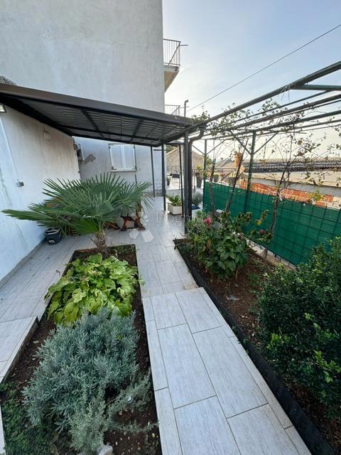 Appartamento Da affittare - PRIMORSKO-GORANSKA Kostrena