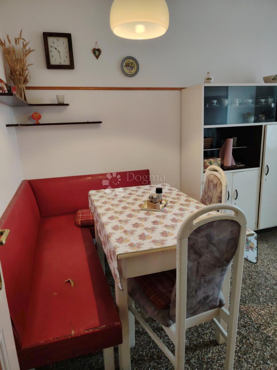 Flat For rent - PRIMORSKO-GORANSKA LOVRAN