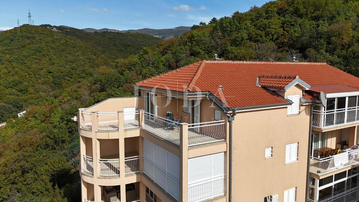 Stan Na prodaju - PRIMORSKO-GORANSKA CRIKVENICA