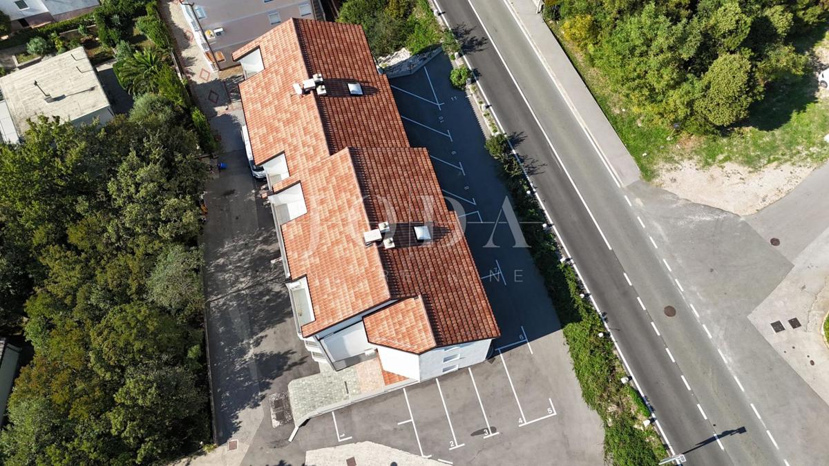 Stan Na prodaju - PRIMORSKO-GORANSKA CRIKVENICA