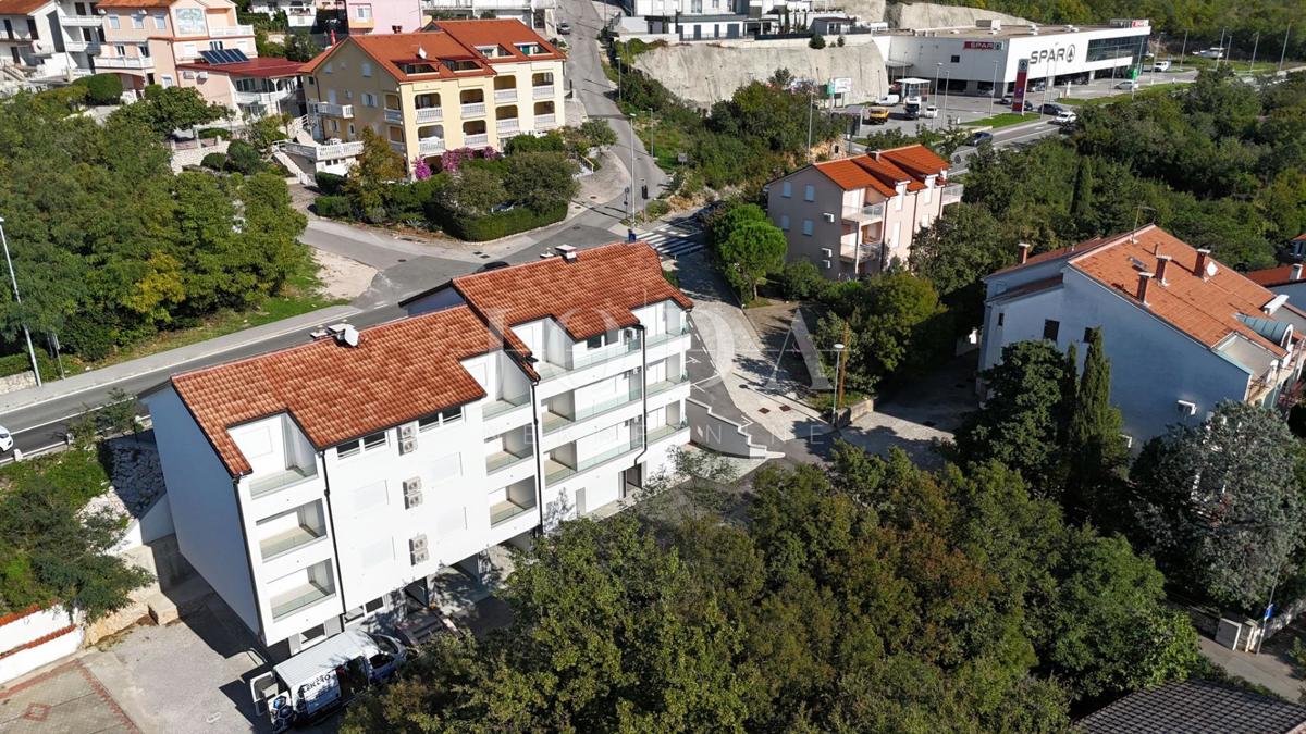 Stan Na prodaju - PRIMORSKO-GORANSKA CRIKVENICA
