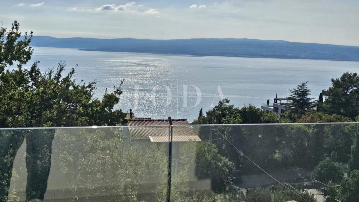 Appartamento in vendita 111 m² – Crikvenica