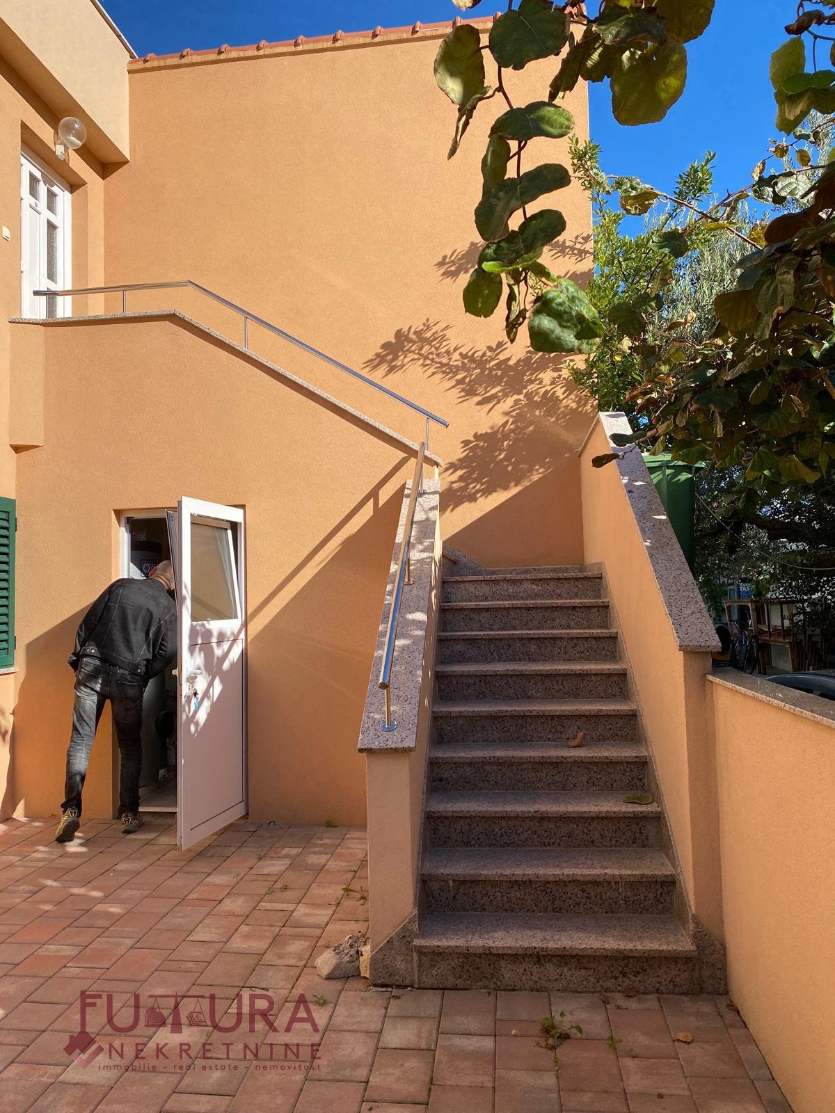 House For sale - ŠIBENSKO-KNINSKA VODICE