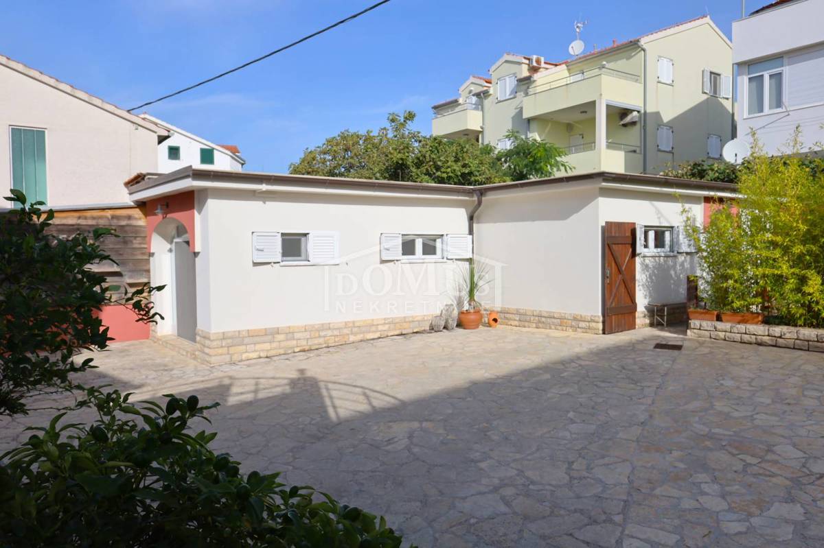 Haus Zu verkaufen - ŠIBENSKO-KNINSKA VODICE