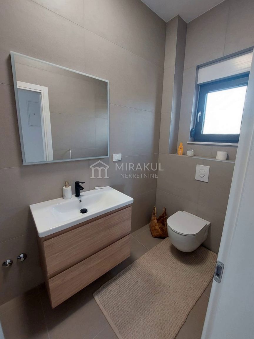 Flat For sale - ŠIBENSKO-KNINSKA VODICE