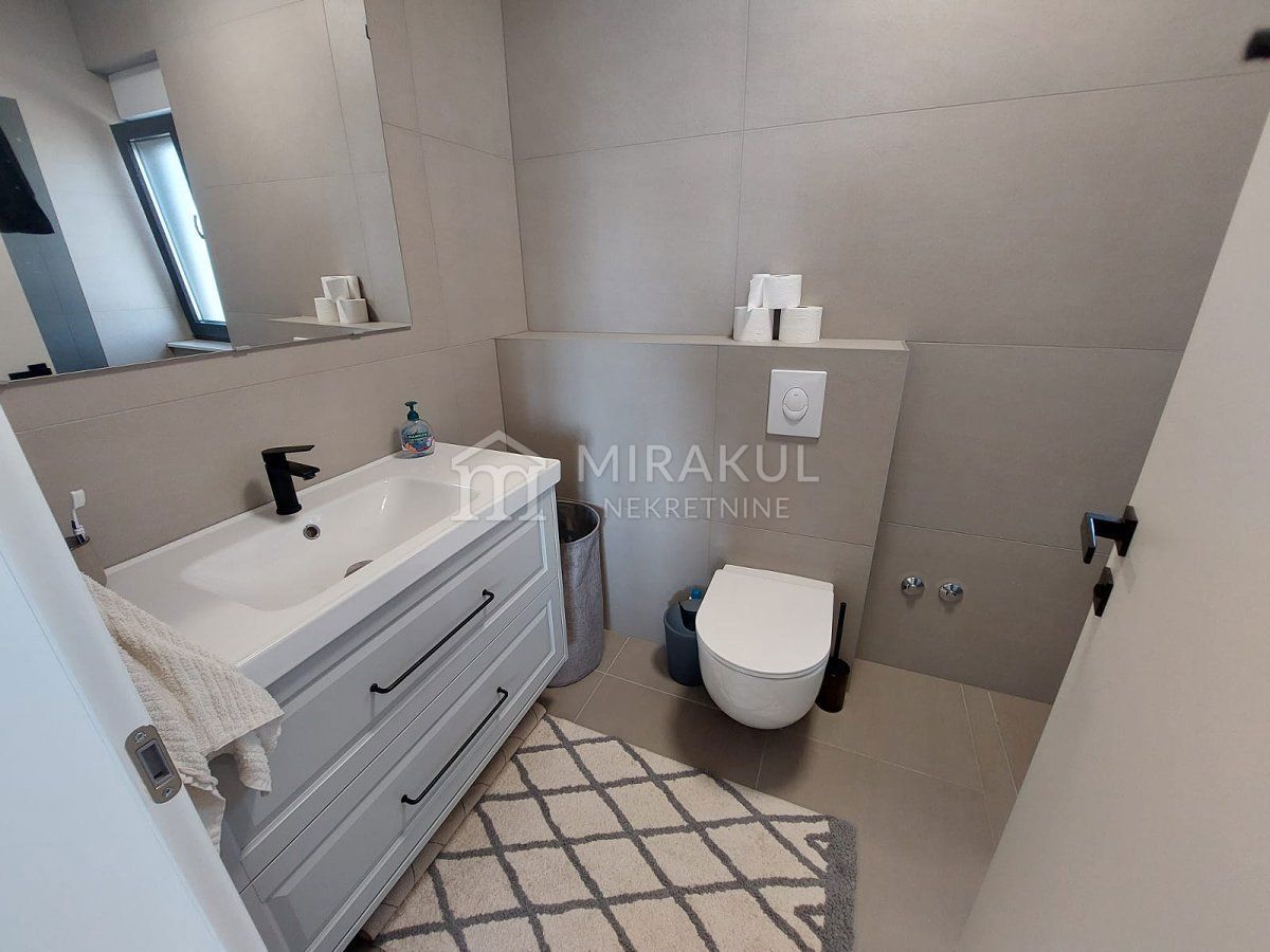 Flat For sale - ŠIBENSKO-KNINSKA VODICE