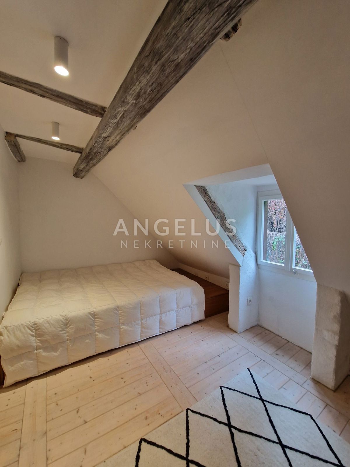 Apartma Na predaj - GRAD ZAGREB ZAGREB