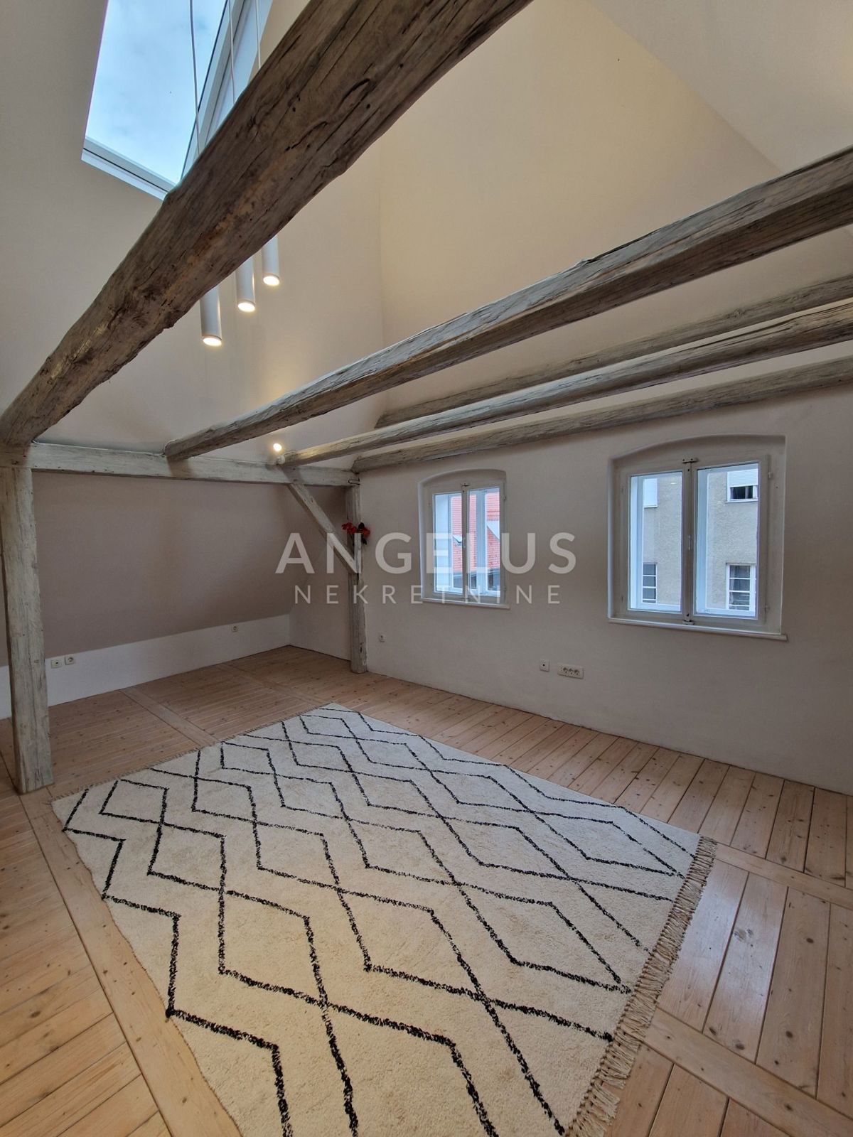 Apartma Na predaj - GRAD ZAGREB ZAGREB