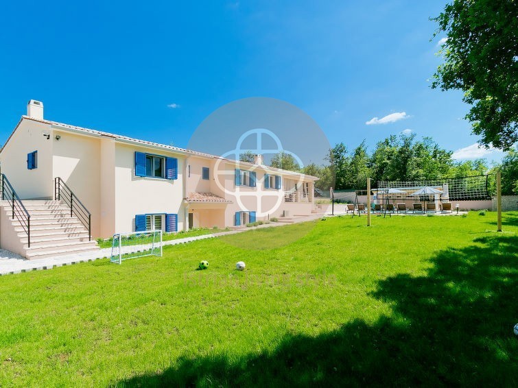 Dom Na predaj - ISTARSKA SVETA NEDELJA