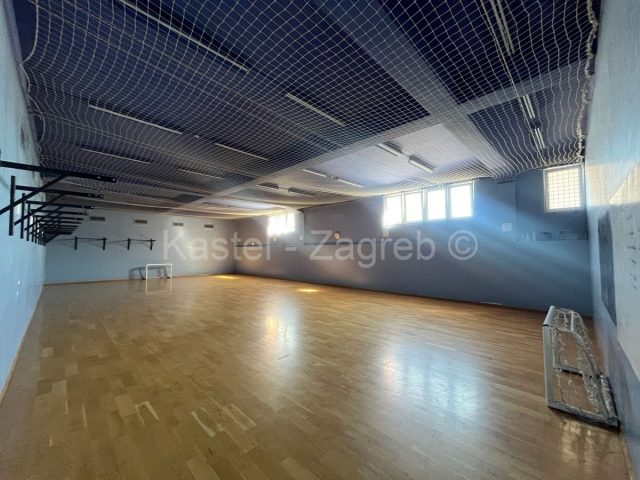 Poslovni prostor Na prodaju ZABOK
