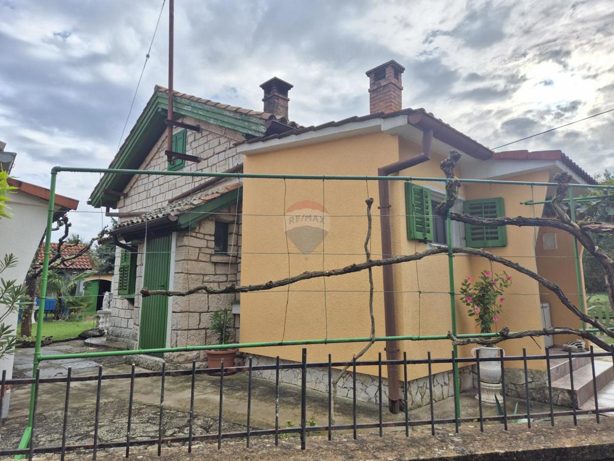 Dom Na sprzedaż - ISTARSKA KANFANAR