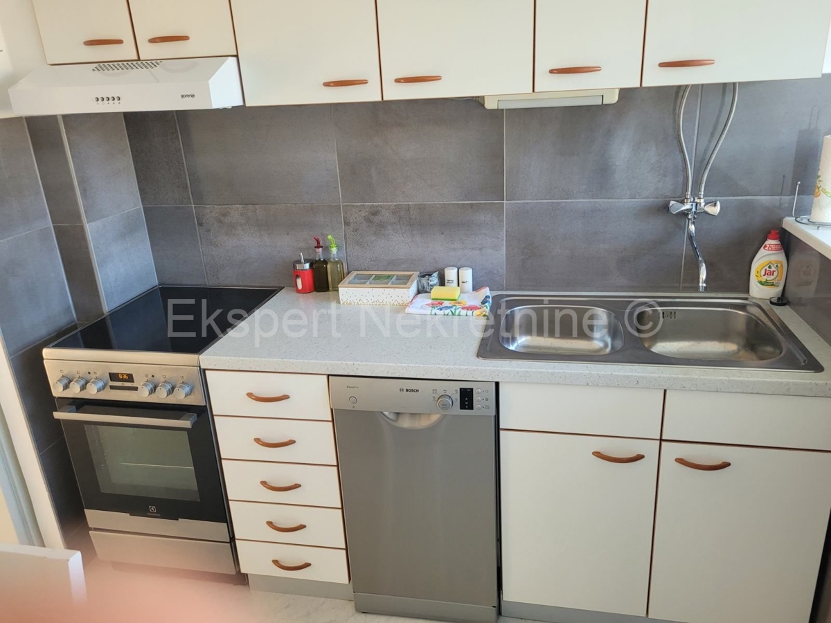 Apartment Zu verkaufen - SPLITSKO-DALMATINSKA SPLIT