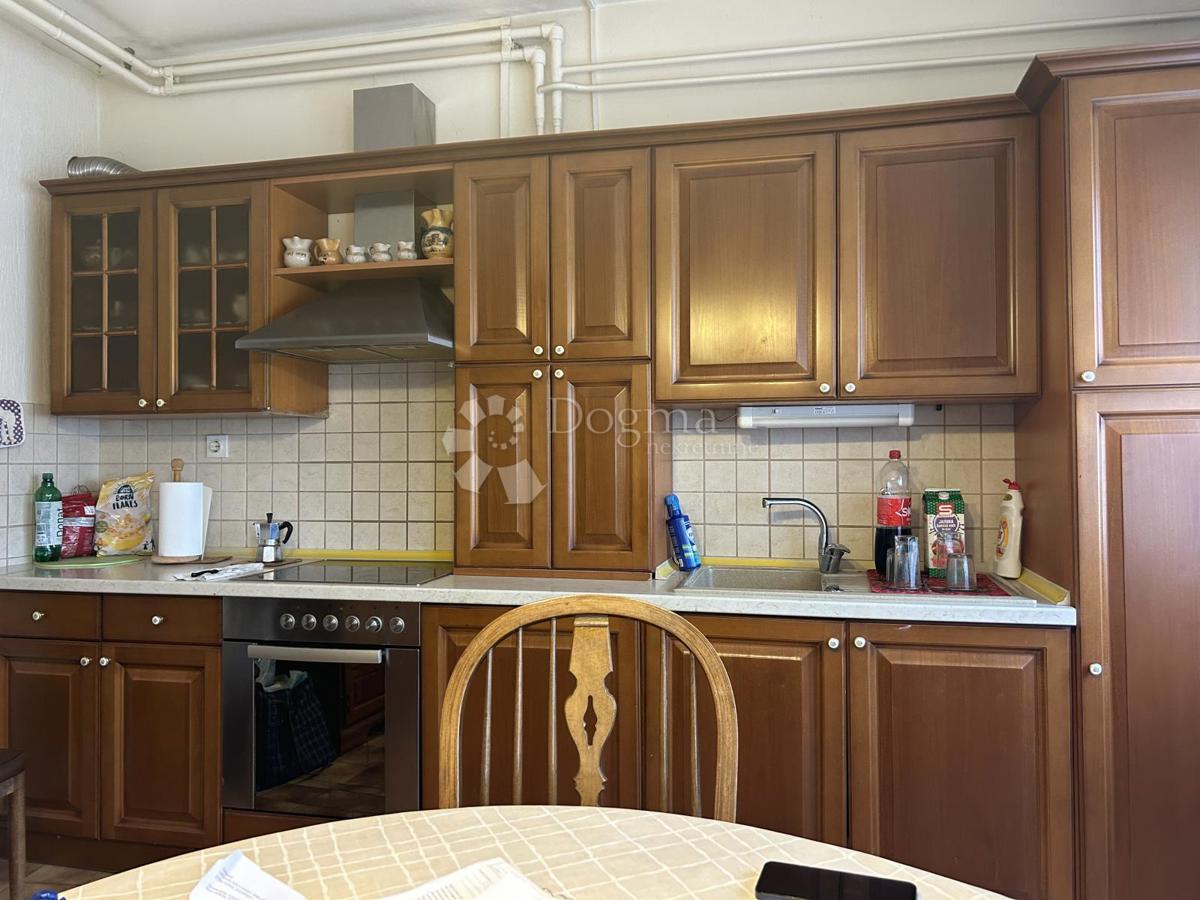 Apartma Na predaj - PRIMORSKO-GORANSKA RIJEKA